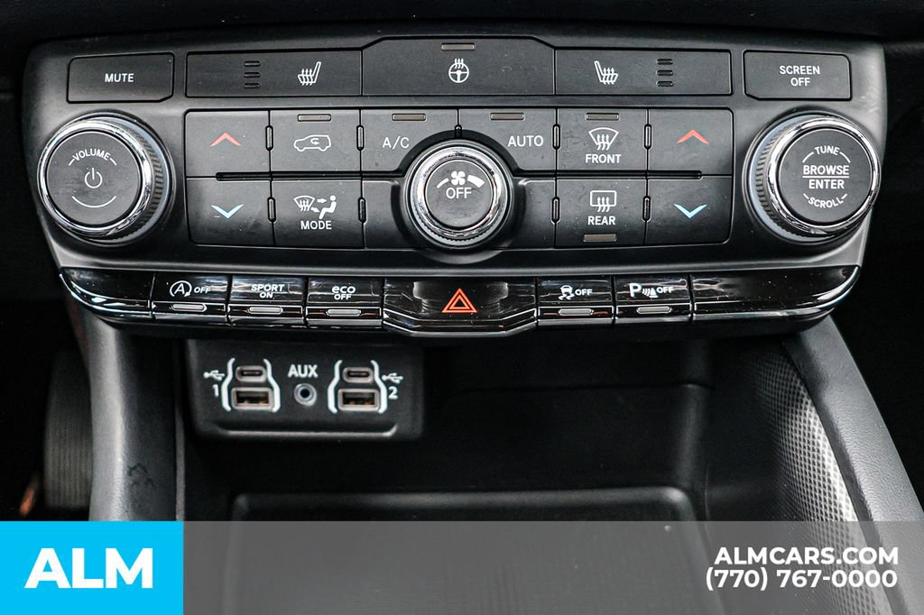Used 2025 Dodge Durango GT RWD image 40