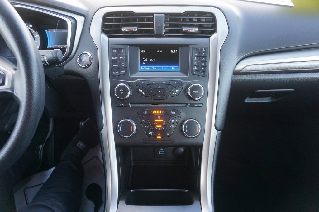 Used 2018 Ford Fusion S image 8