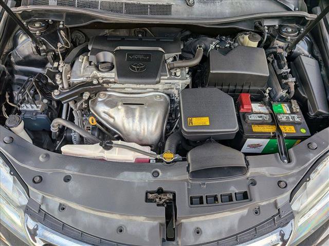 Used 2015 Toyota Camry SE image 21