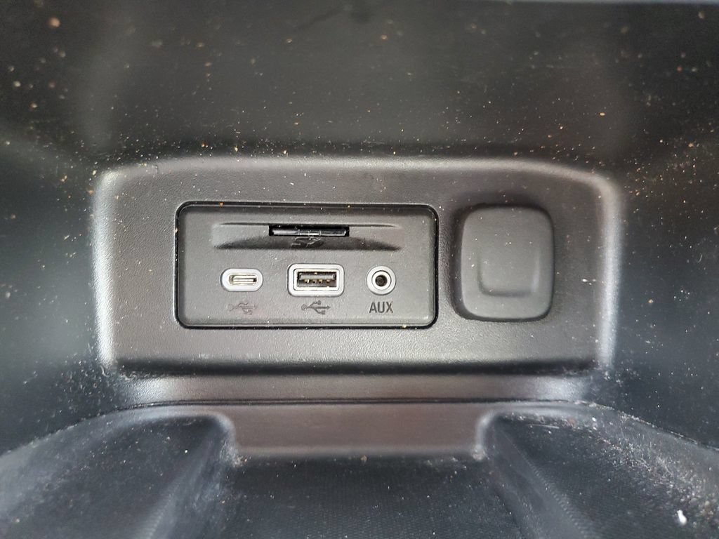 Used 2020 Chevrolet Equinox Premier FWD image 21