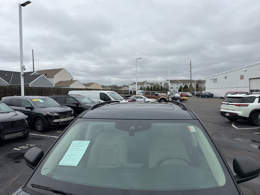 Used 2023 Ford Explorer XLT w/ Equipment Group 202A image 20