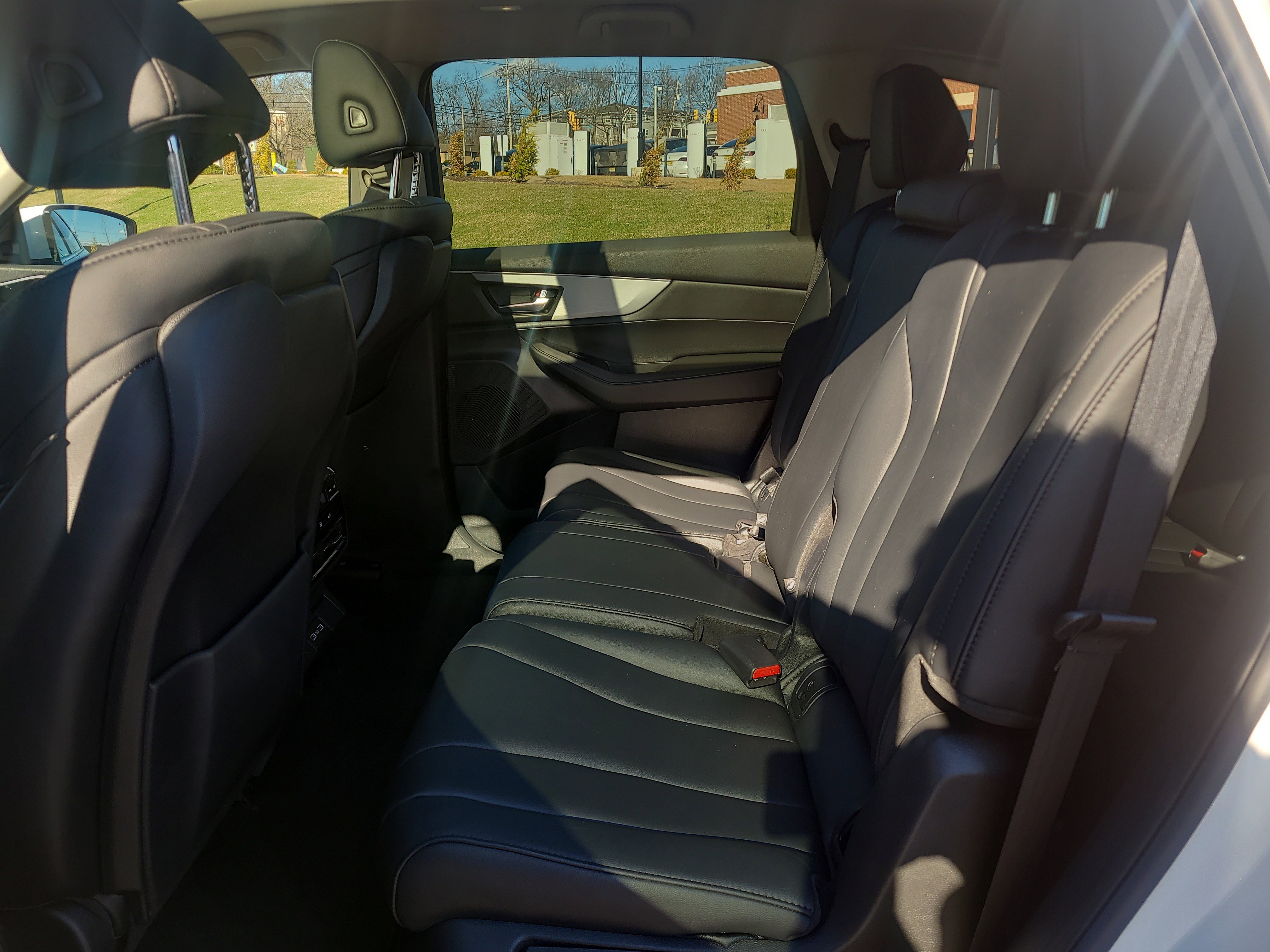 Used 2023 Acura MDX SH-AWD image 29