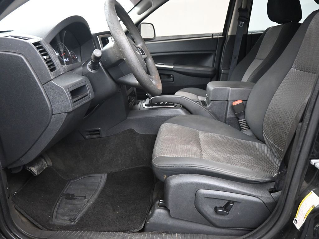 Used 2008 Jeep Grand Cherokee Laredo image 18