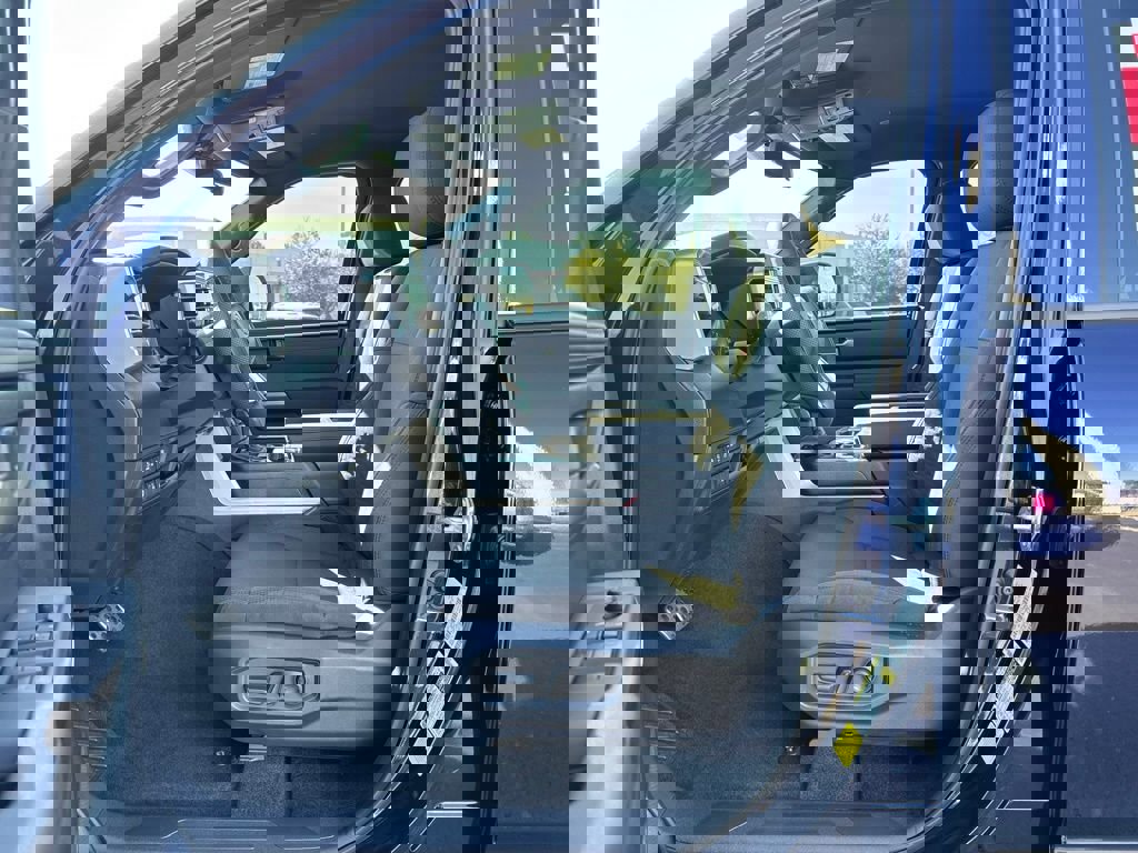 New 2026 Toyota Tundra SR5 image 13