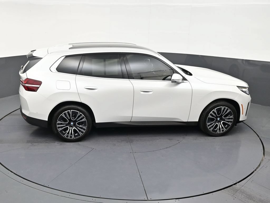 Used 2025 BMW X3 xDrive30i w/ Premium Package AWD/4WD image 17