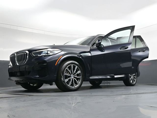 Used 2023 BMW X5 xDrive40i w/ M Sport Package image 45