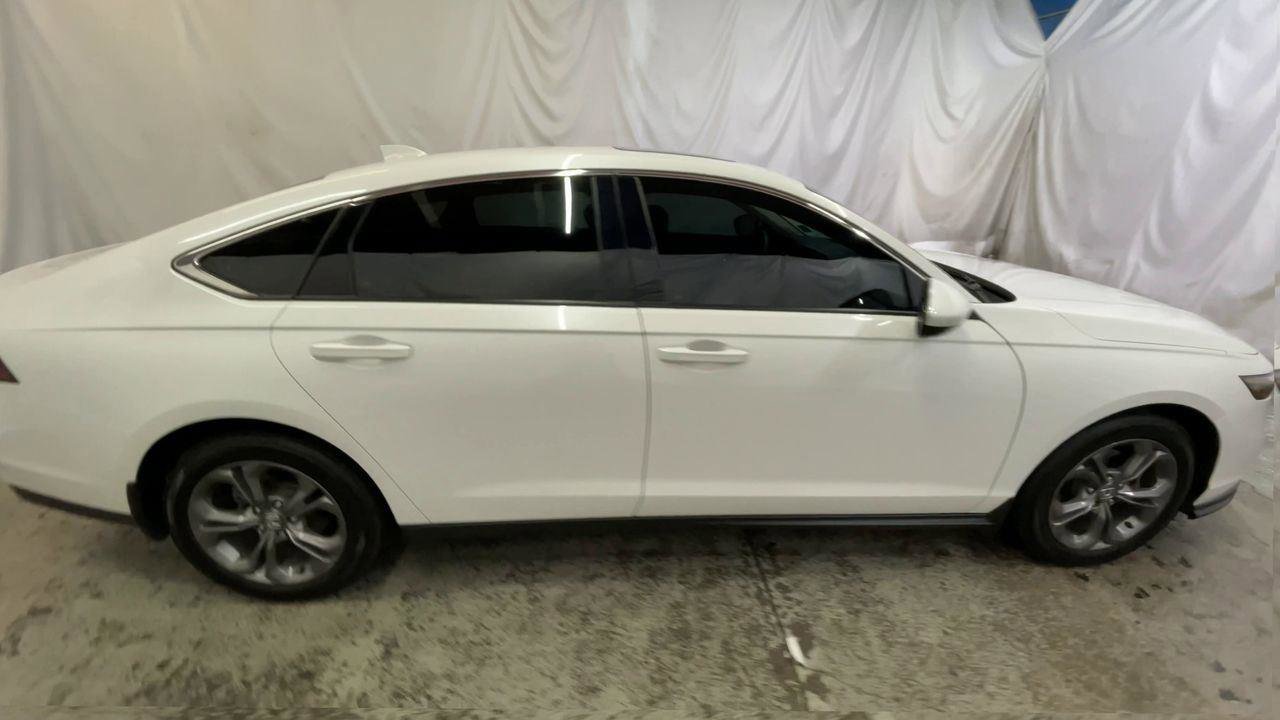 Certified 2024 Honda Accord EX image 9