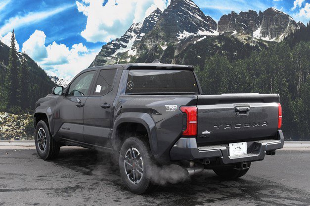 New 2025 Toyota Tacoma TRD Sport image 3