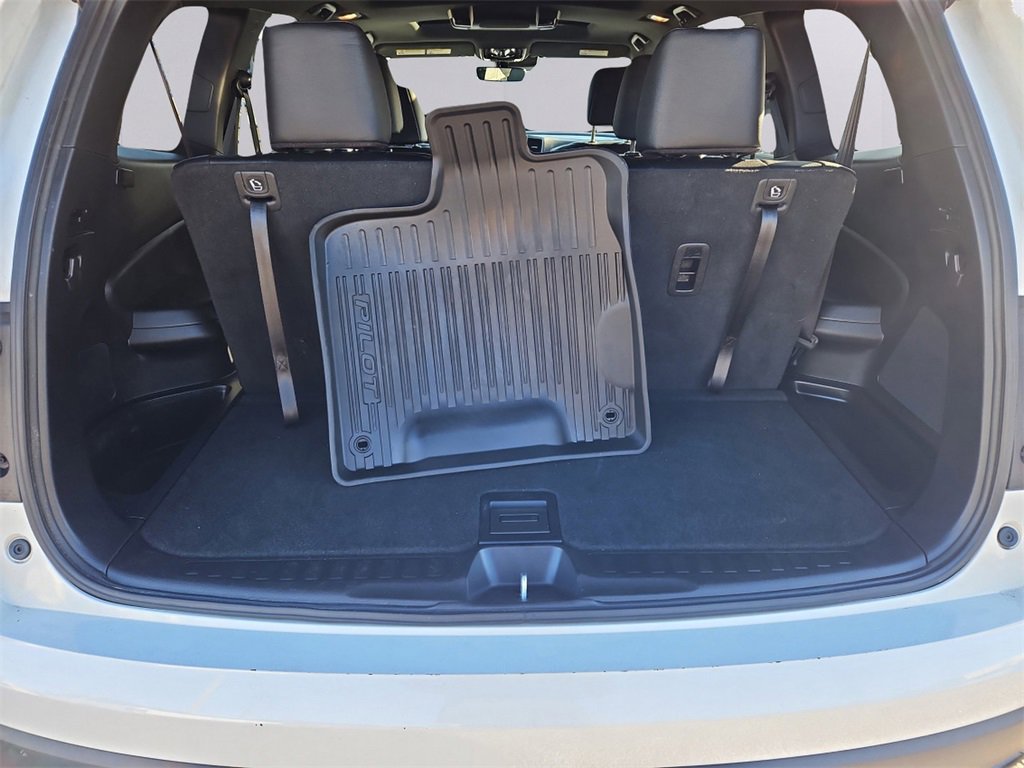 Certified 2021 Honda Pilot Black Edition image 40