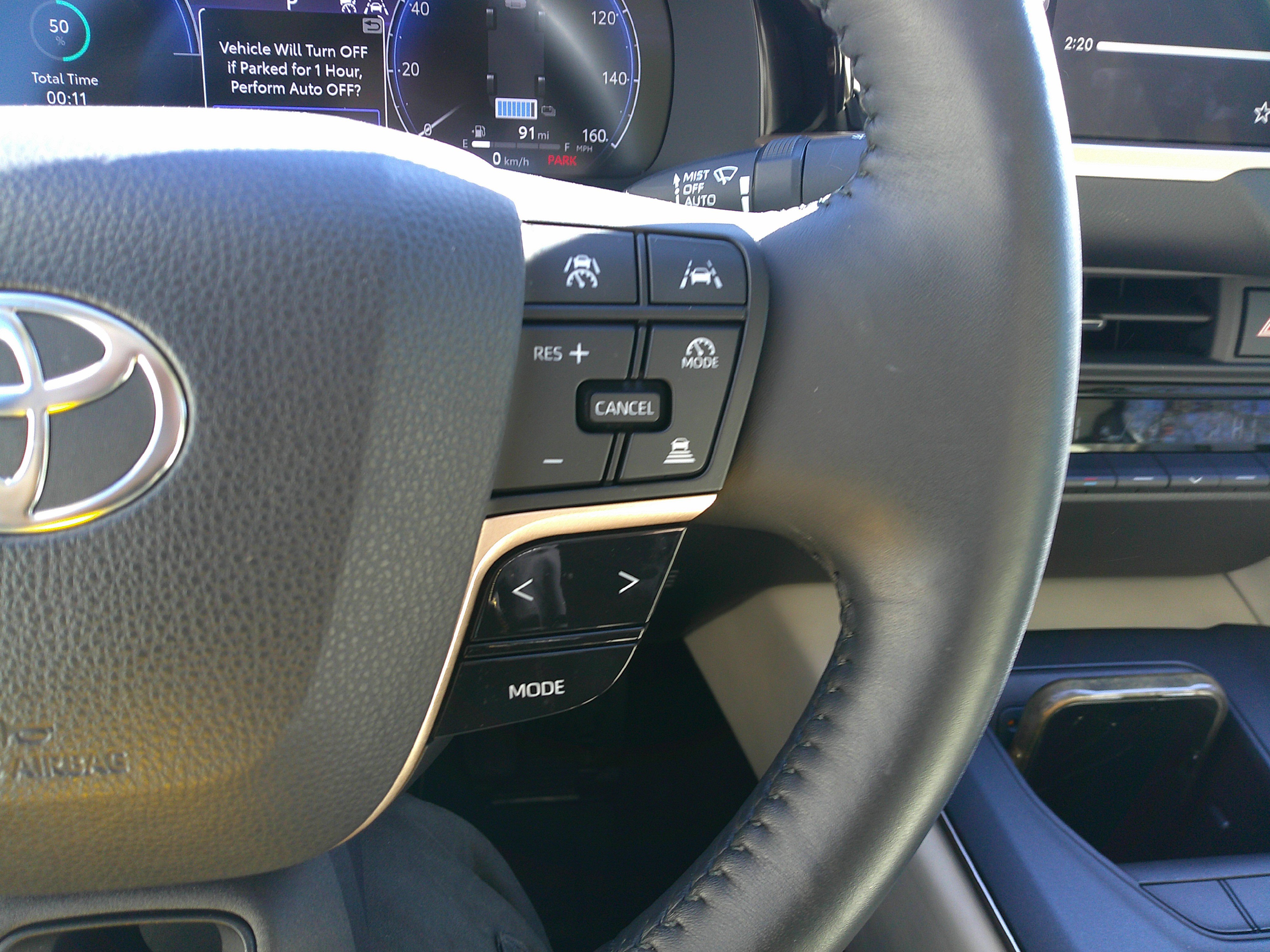 Used 2023 Toyota Crown Limited image 21