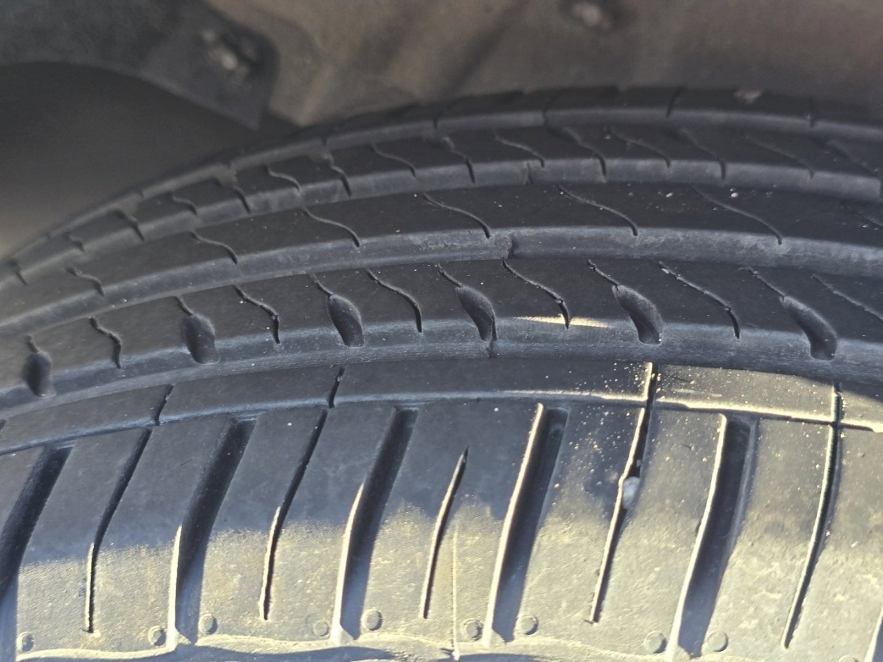 Used 2023 Toyota Corolla Cross L image 11