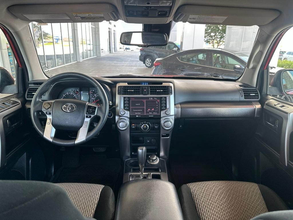 Used 2021 Toyota 4Runner SR5 AWD/4WD image 23