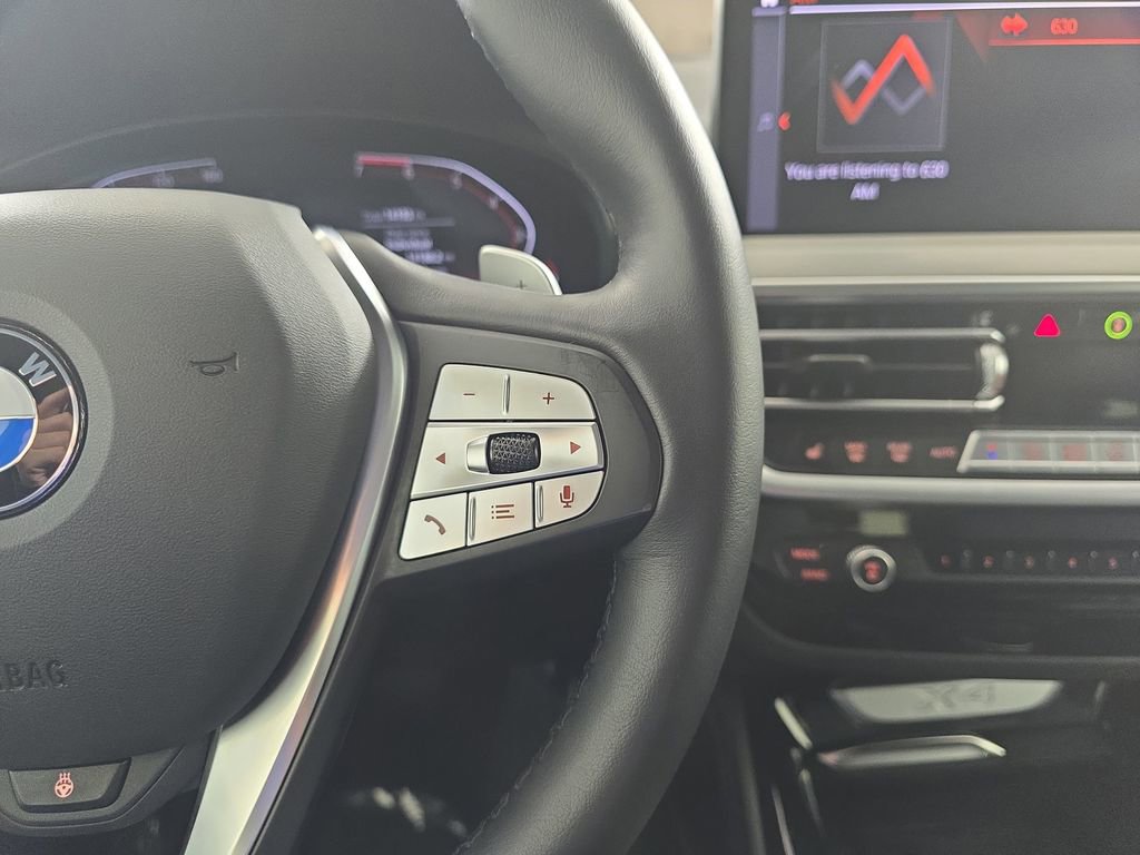 Certified 2025 BMW X4 xDrive30i w/ Premium Package image 18