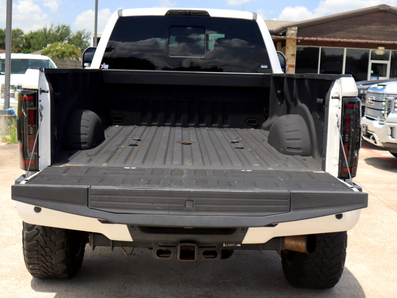 Used 2017 Ford F350 Lariat w/ Lariat Ultimate Package image 5