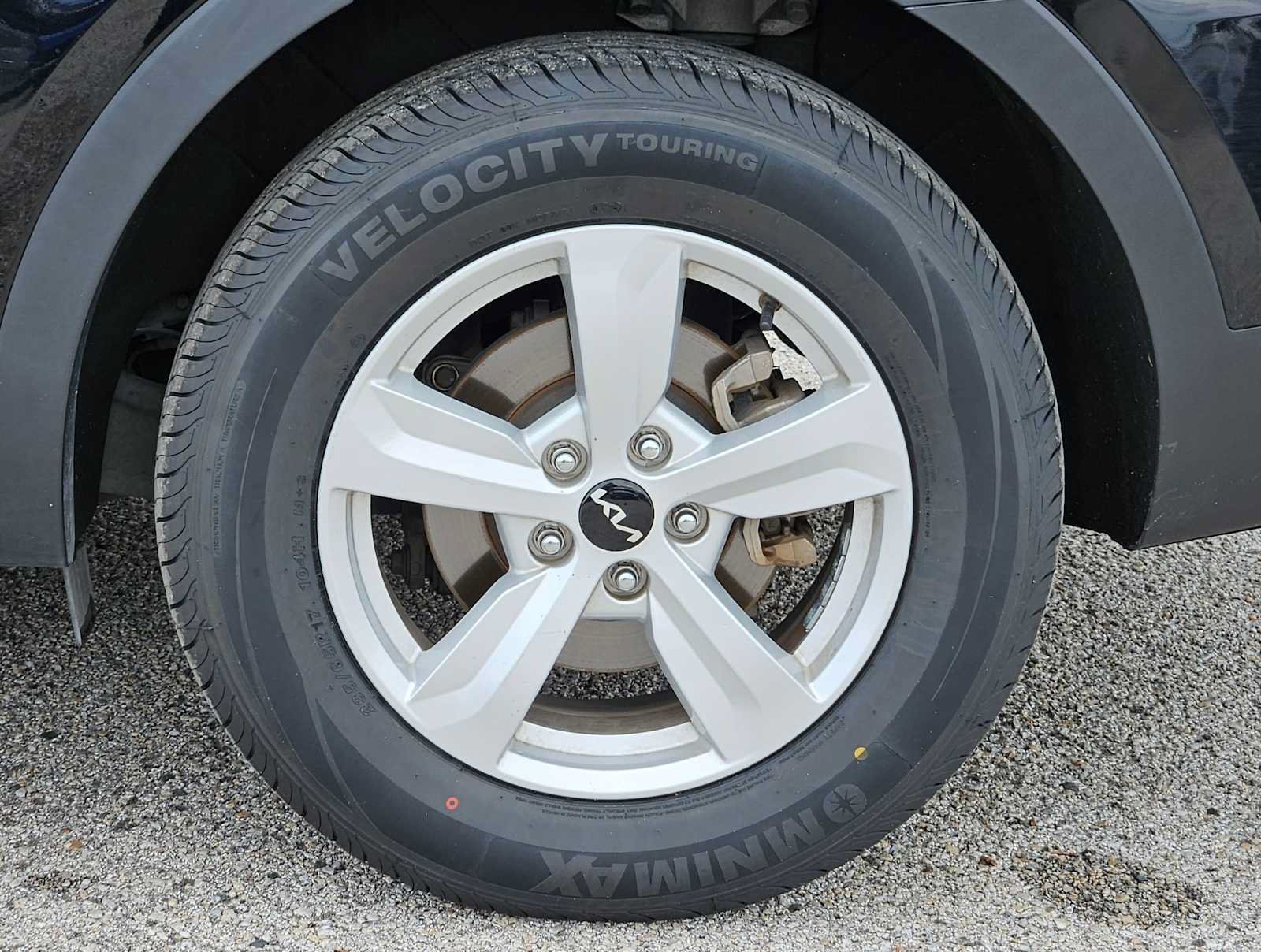 Used 2022 Kia Sorento LX FWD image 14