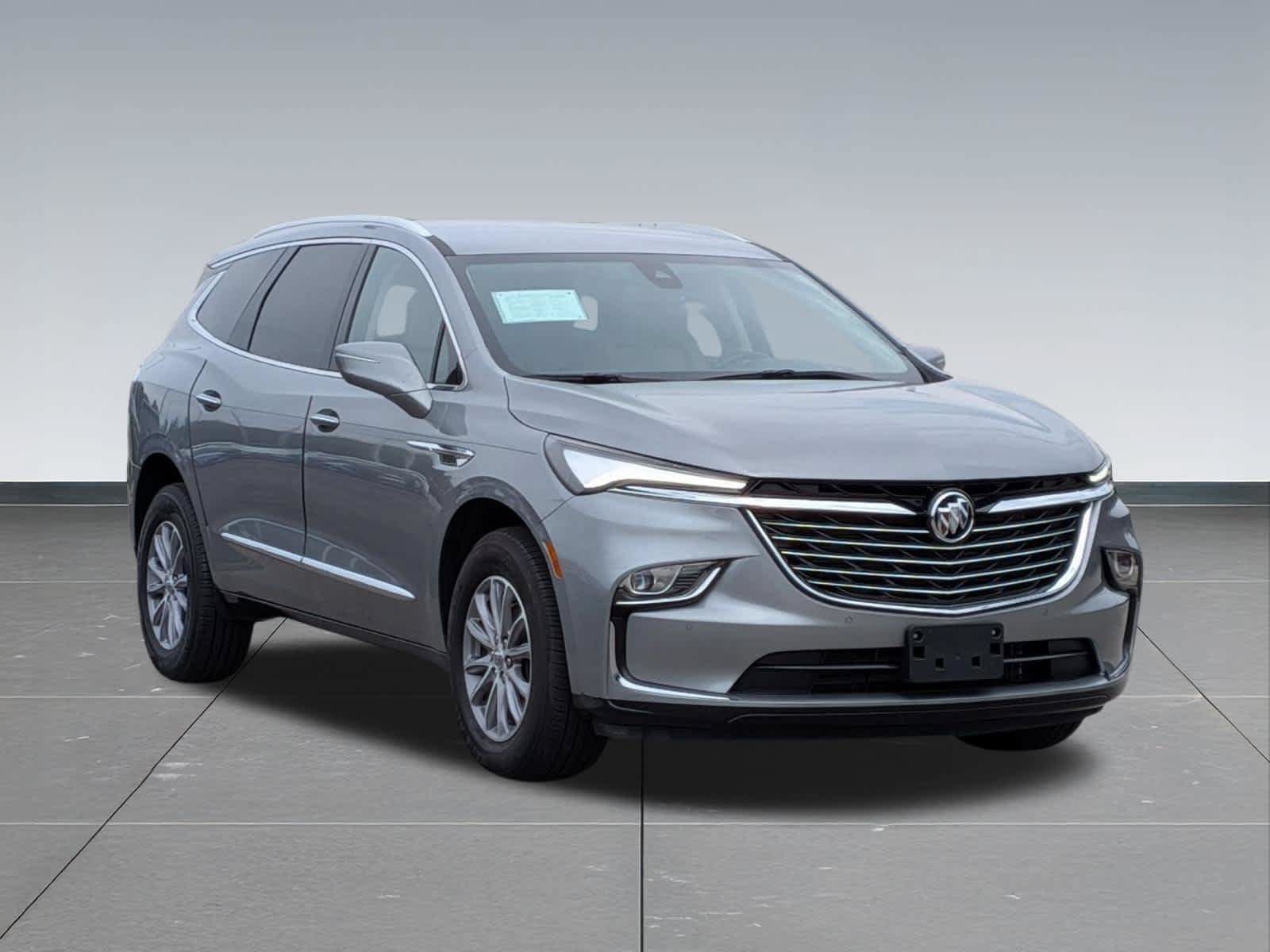 Used 2024 Buick Enclave Essence AWD/4WD image 8