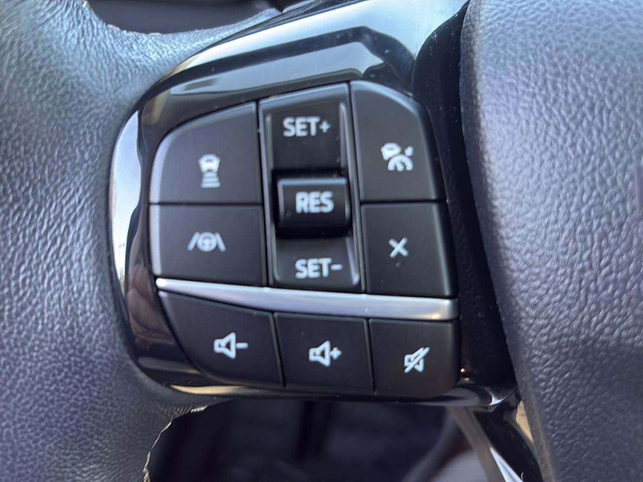 Used 2021 Ford Escape Titanium w/ Titanium Elite Package AWD/4WD image 14