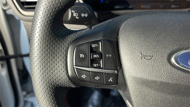 Used 2024 Ford Escape ST-Line image 14