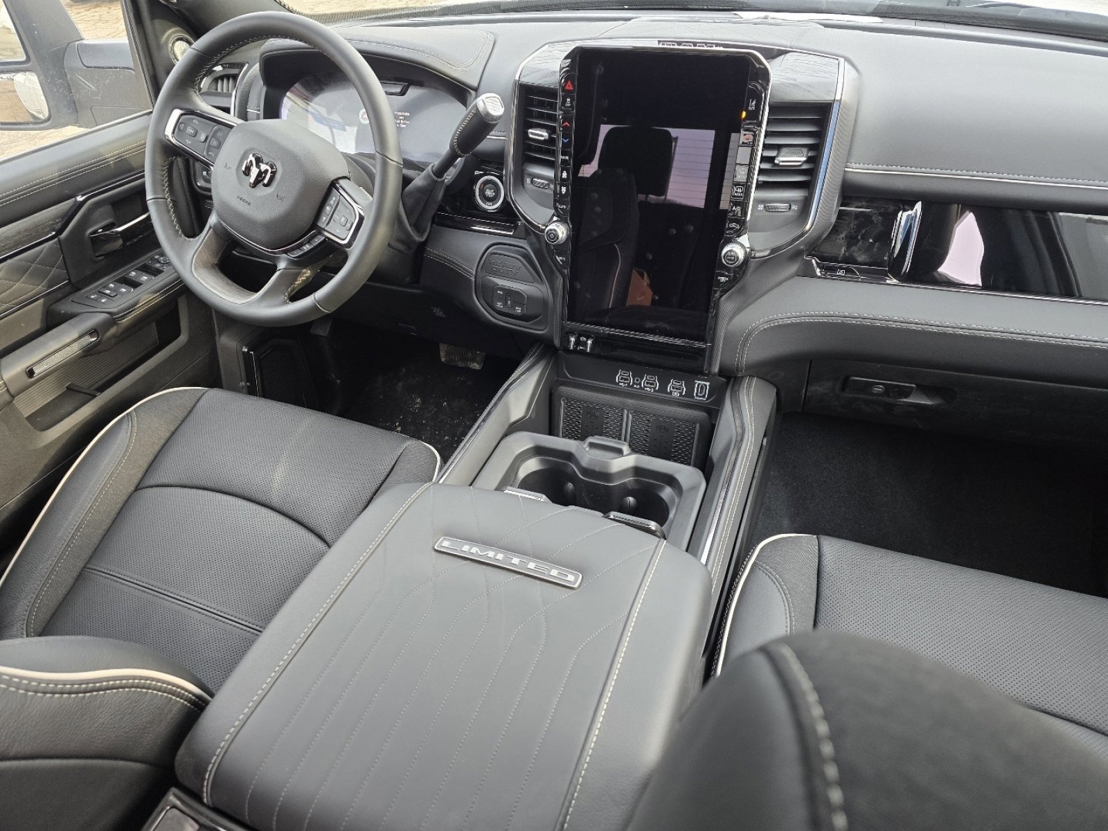 New 2026 RAM 3500 Limited image 15