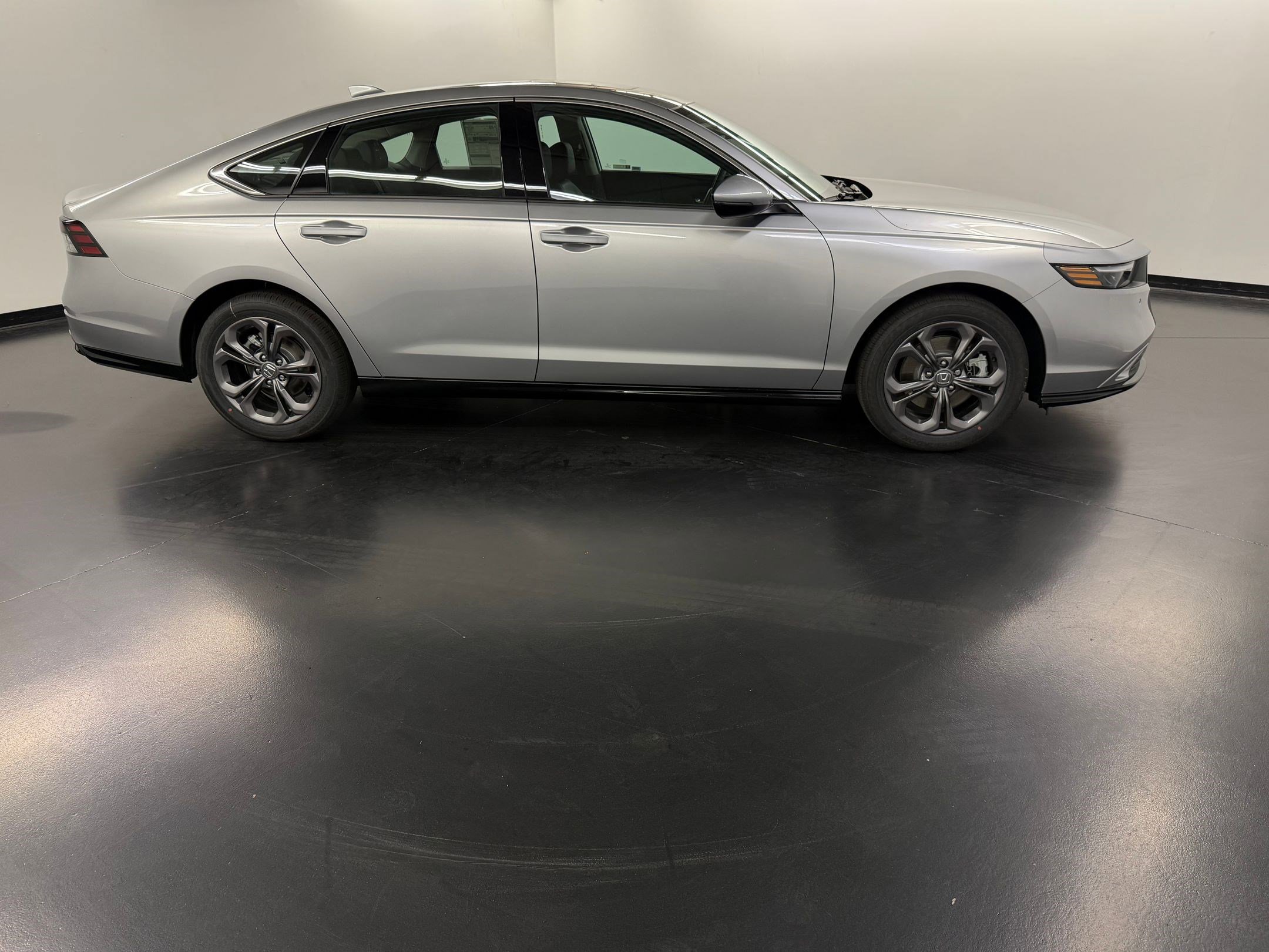 New 2026 Honda Accord EX-L image 8