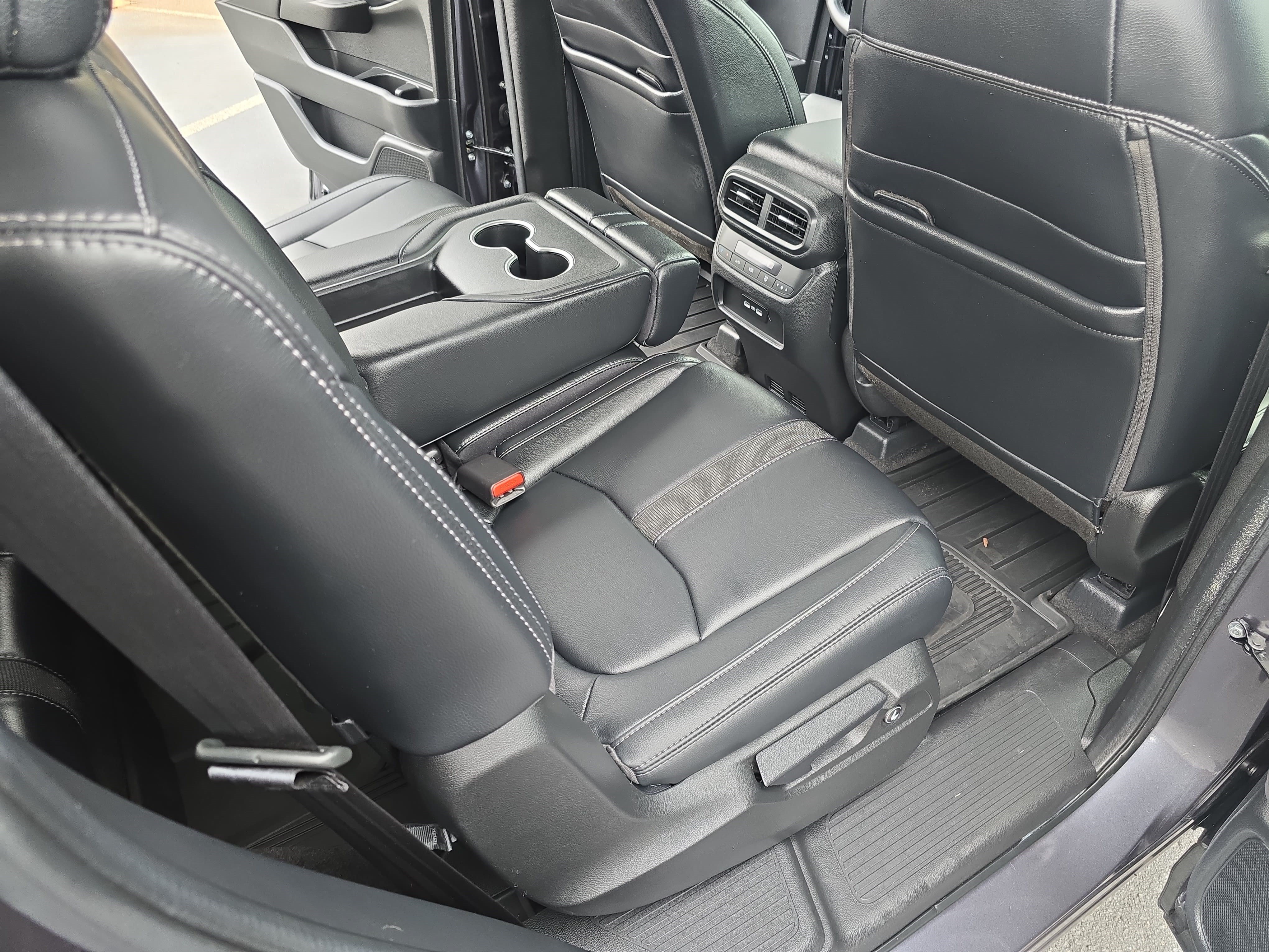 Used 2023 Honda Pilot Touring image 11