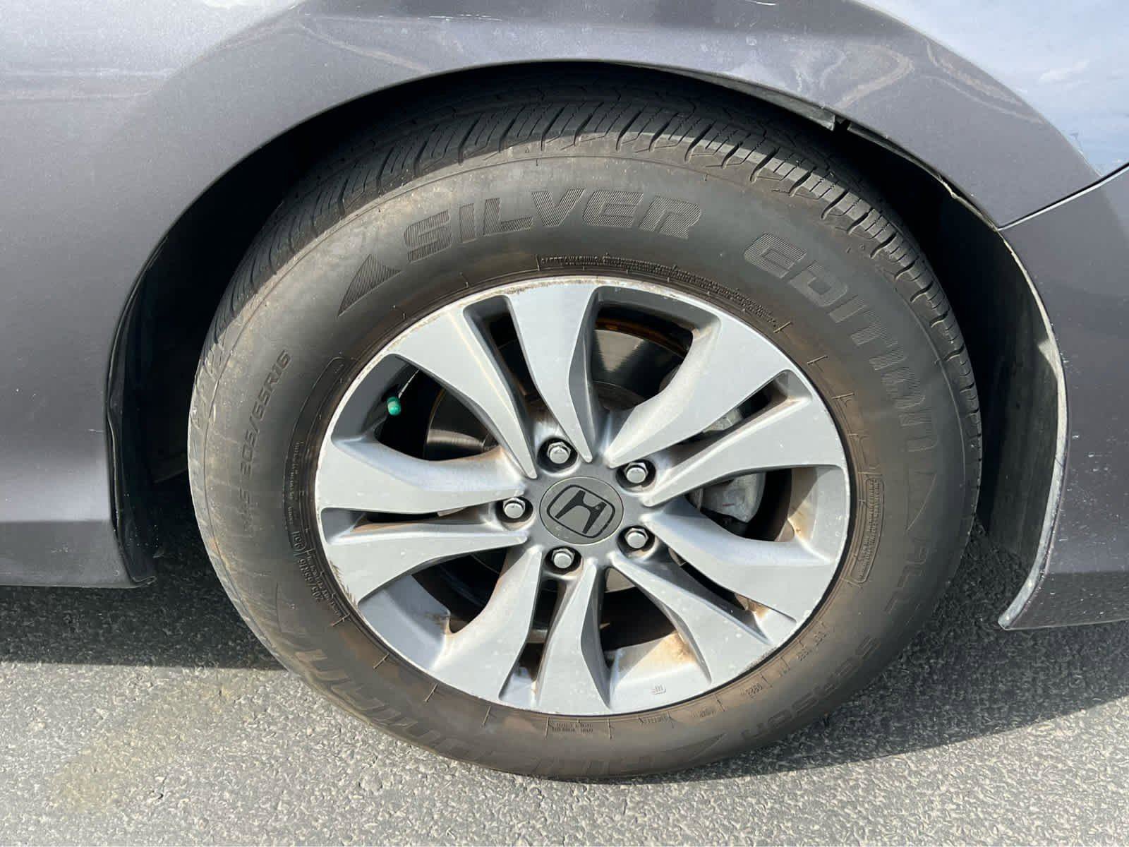Used 2015 Honda Accord LX image 16