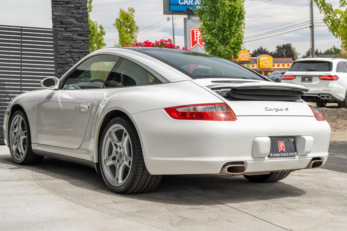 Used 2008 Porsche 911 Targa 4 AWD/4WD image 12