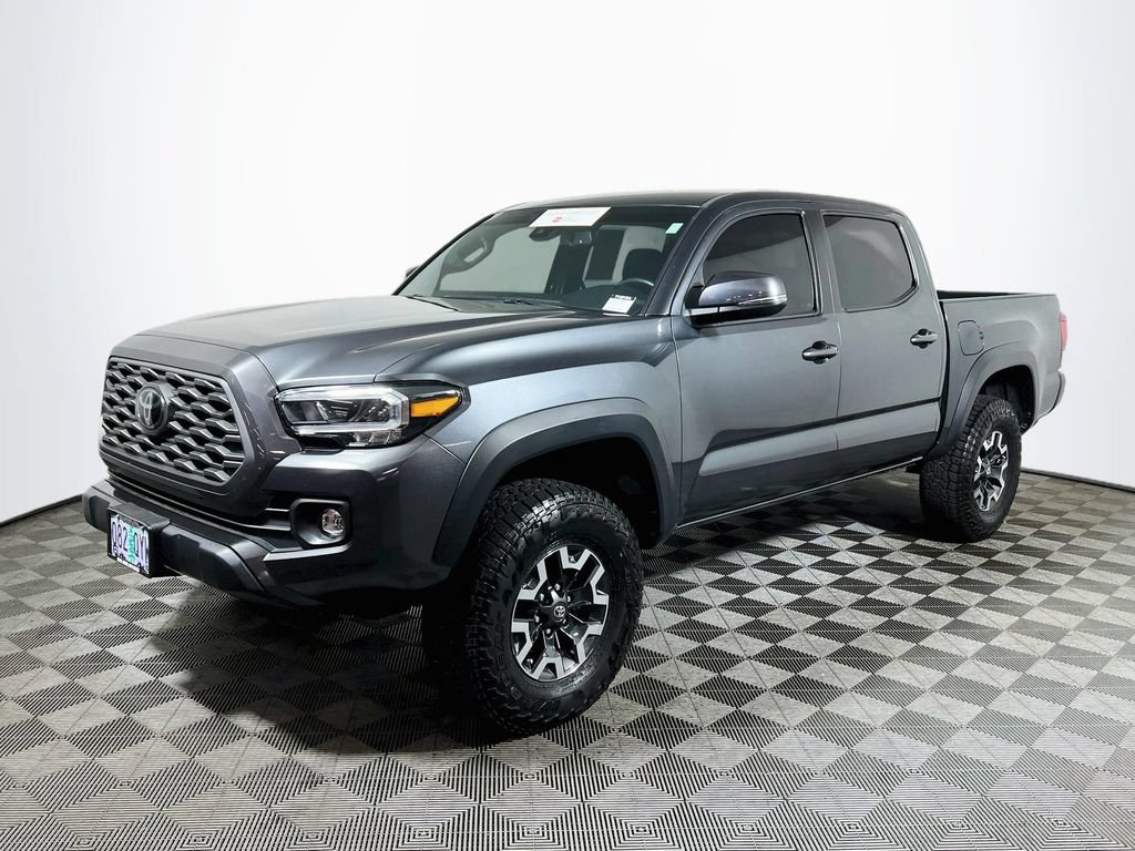 Certified 2022 Toyota Tacoma TRD Off-Road w/ Technology Package RWD image 3