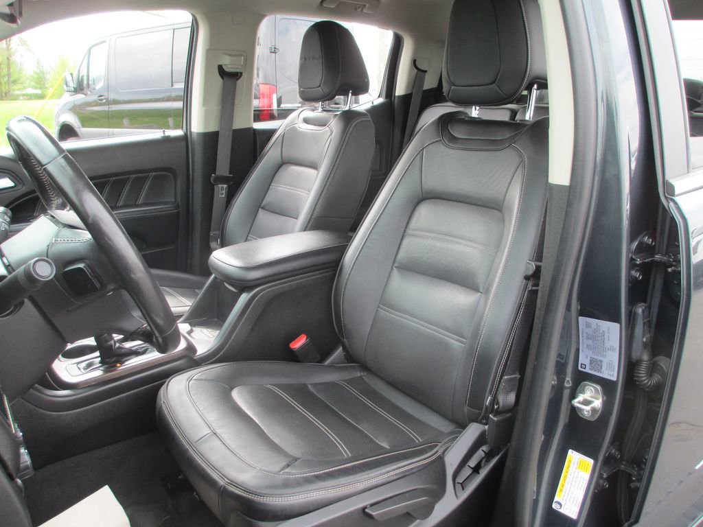 Used 2021 GMC Canyon Denali image 19