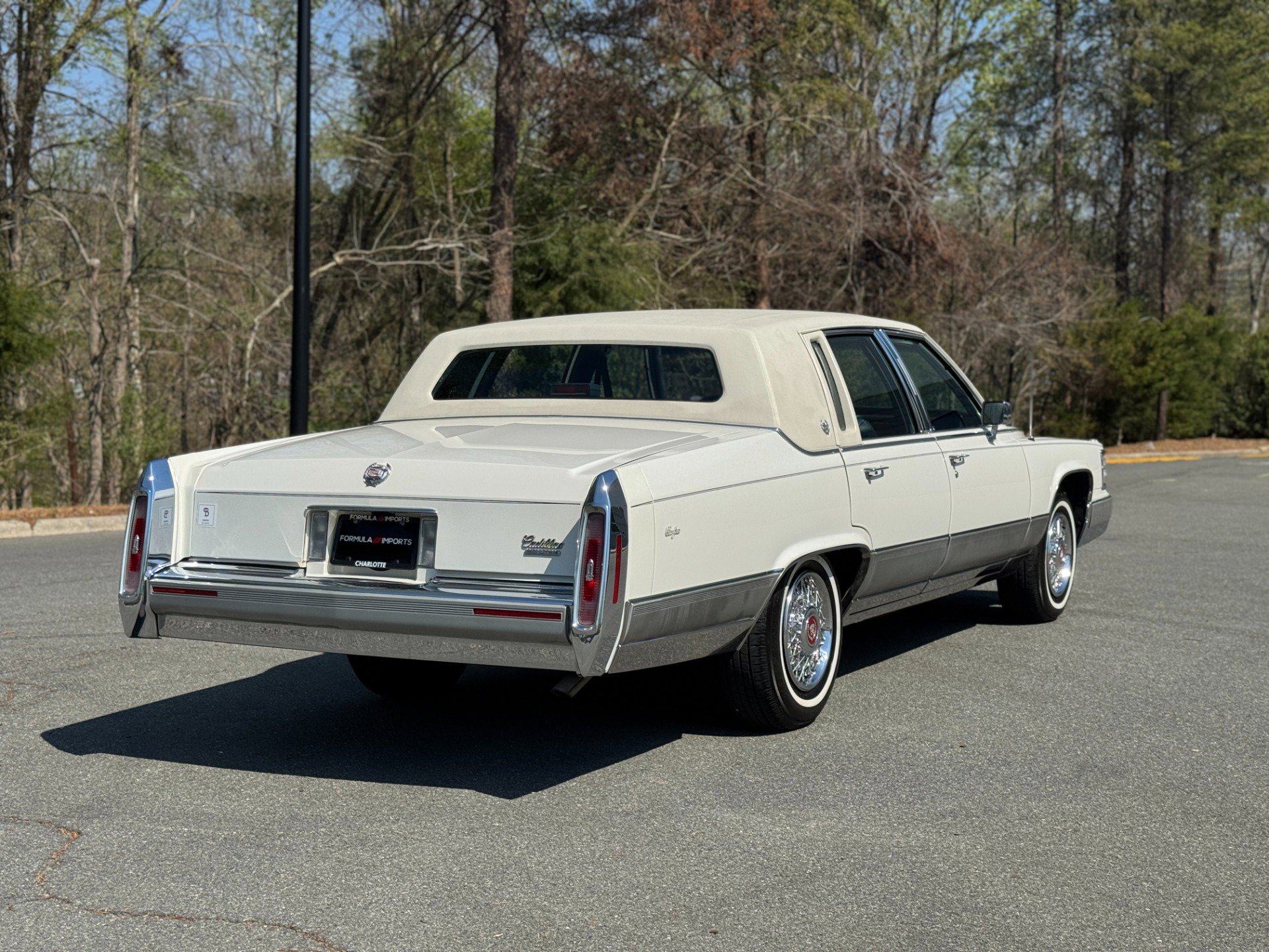 Used 1991 Cadillac Brougham image 12