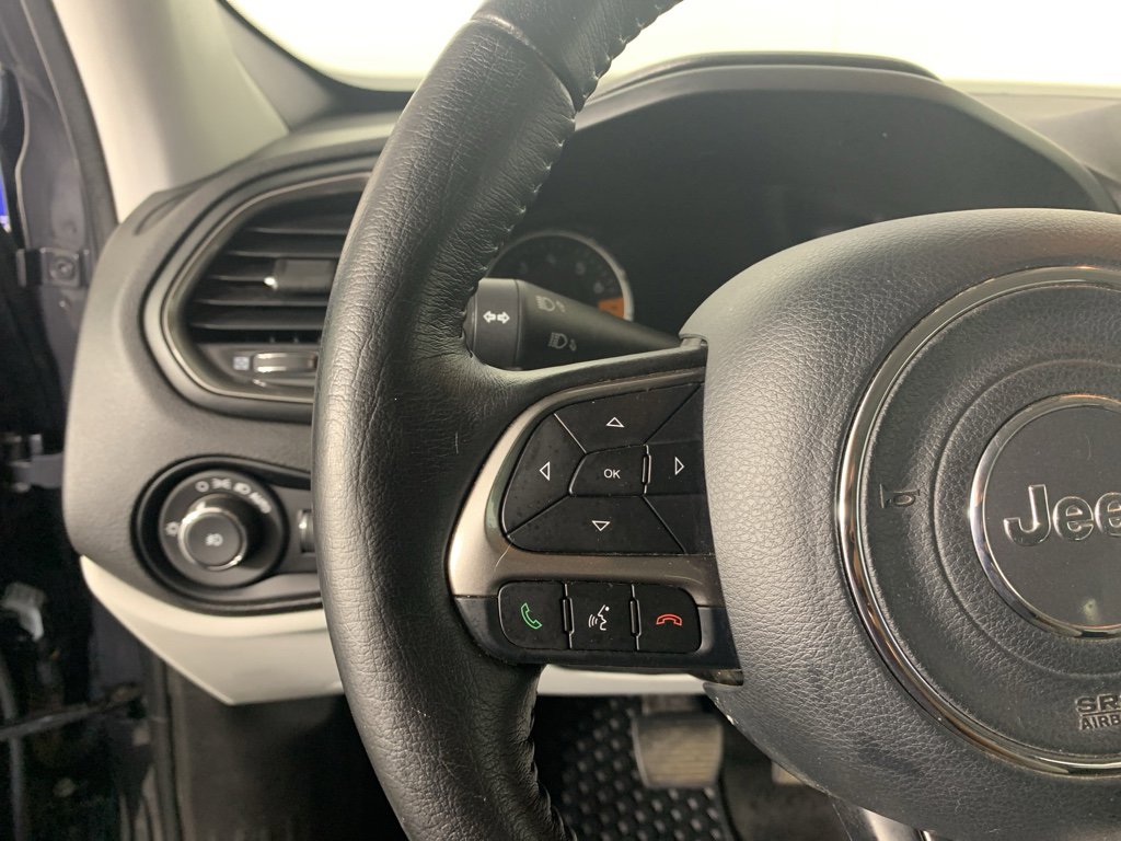 Used 2022 Jeep Renegade Latitude w/ Convenience Group AWD/4WD image 19