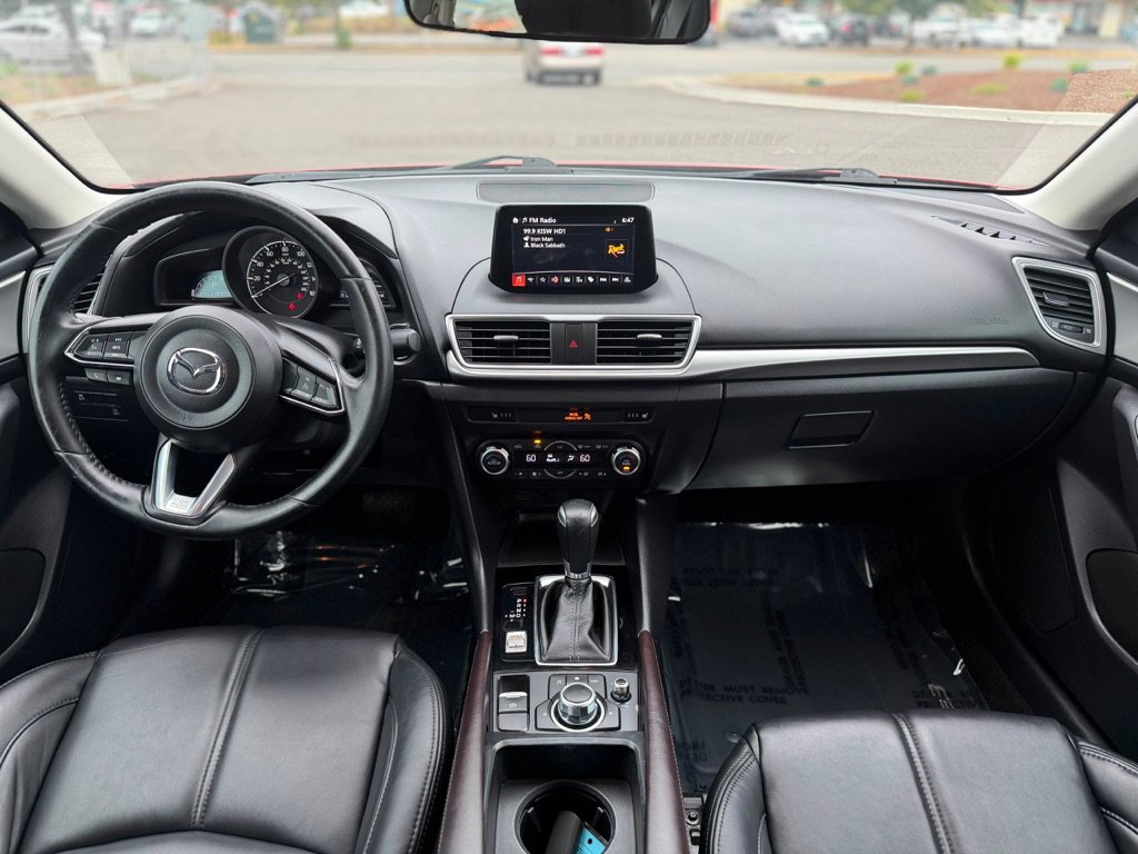Used 2017 MAZDA MAZDA3 Touring FWD image 13