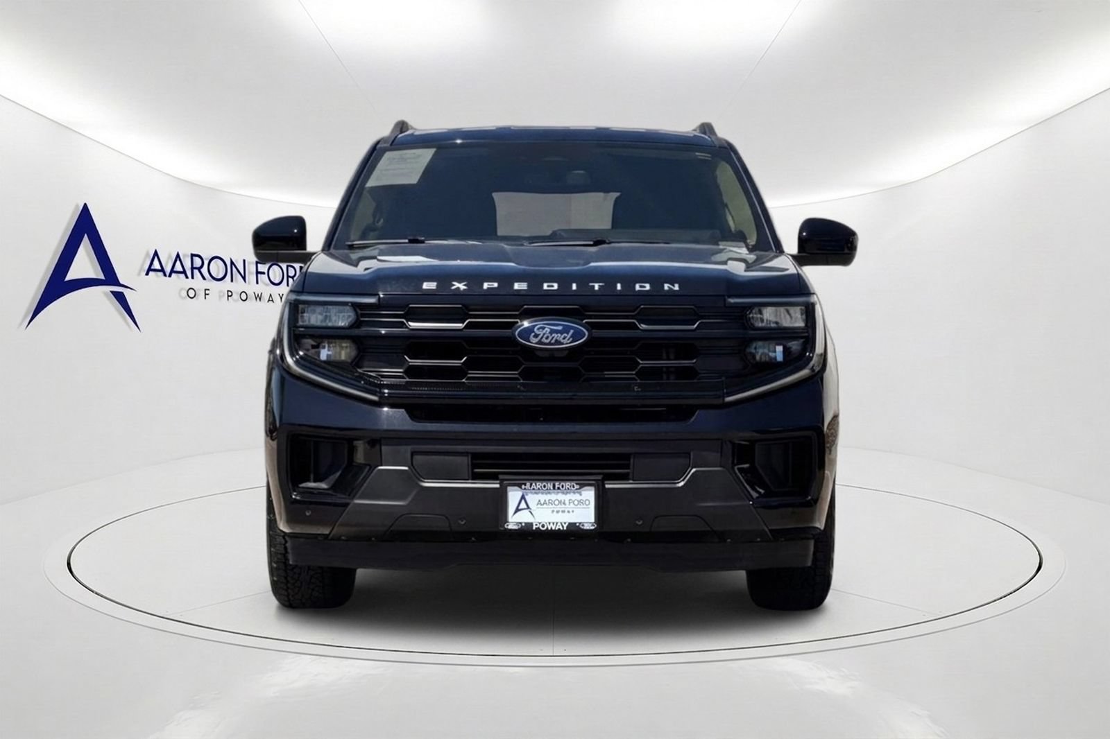 Used 2025 Ford Expedition Active RWD image 9