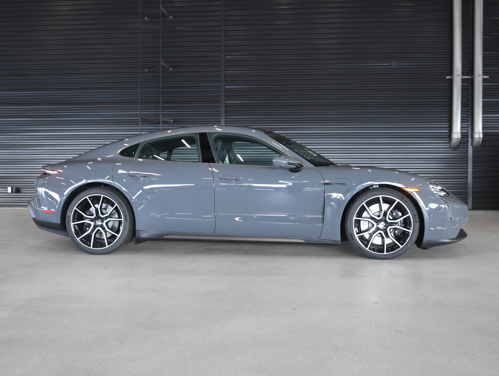 New 2026 Porsche Taycan Turbo AWD/4WD image 12