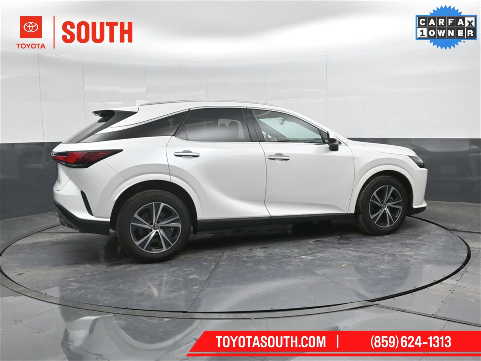 Used 2023 Lexus RX 350 Premium image 3