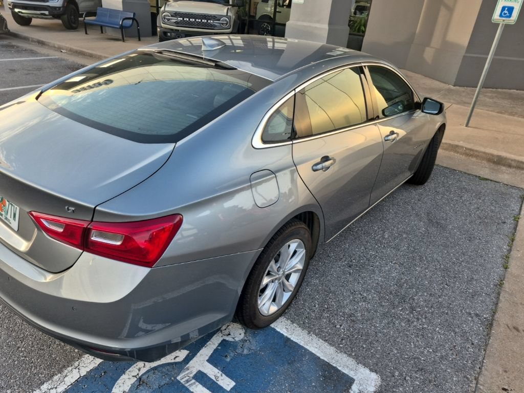 Used 2025 Chevrolet Malibu LT FWD image 11