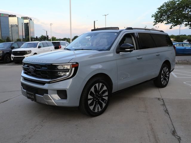 Used 2025 Ford Expedition Max Platinum w/ Driver's Package AWD/4WD image 3