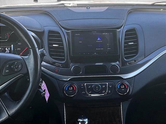 Used 2015 Chevrolet Impala LT w/ Convenience Package FWD image 8