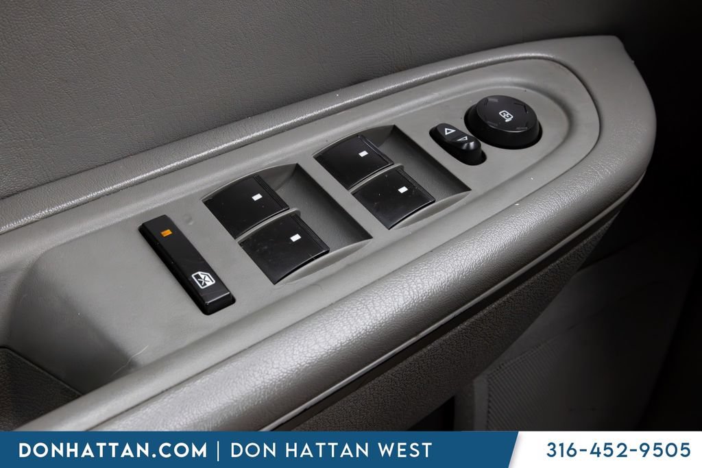 Used 2017 Chevrolet Traverse LS AWD/4WD image 14