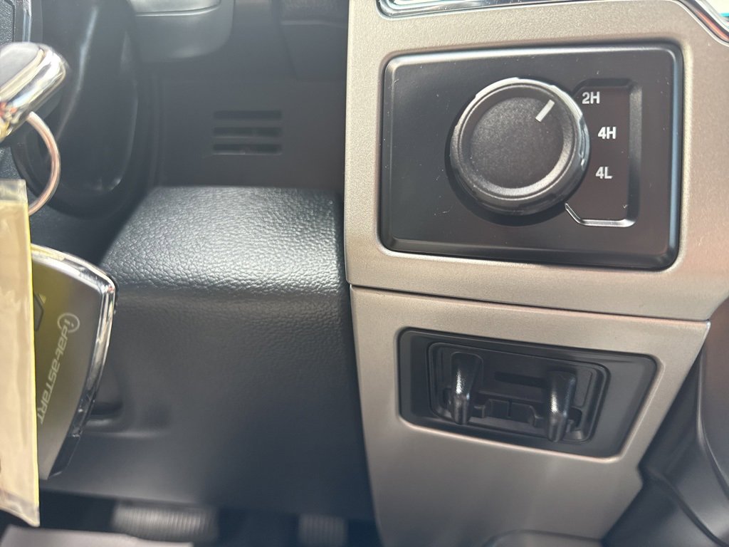 Used 2022 Ford F450 Lariat image 18