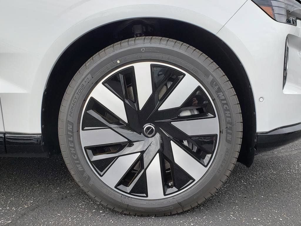 New 2026 Volvo EX90 Ultra AWD/4WD image 12