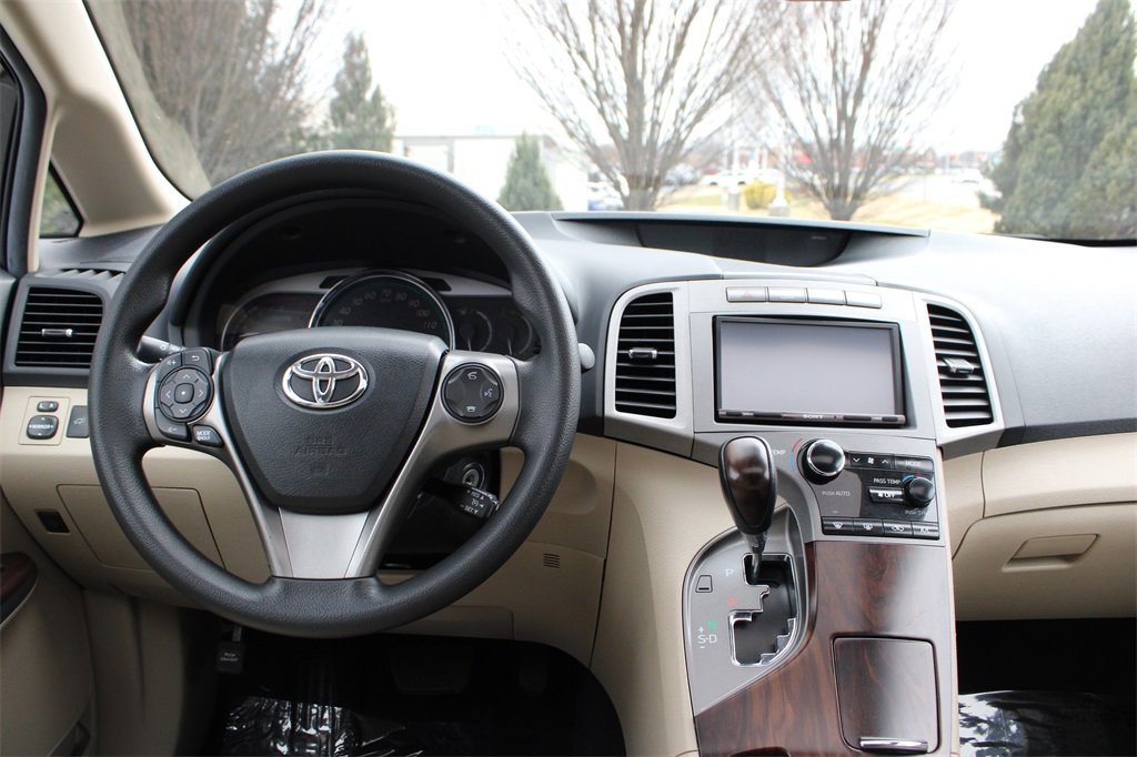 Used 2013 Toyota Venza LE image 15