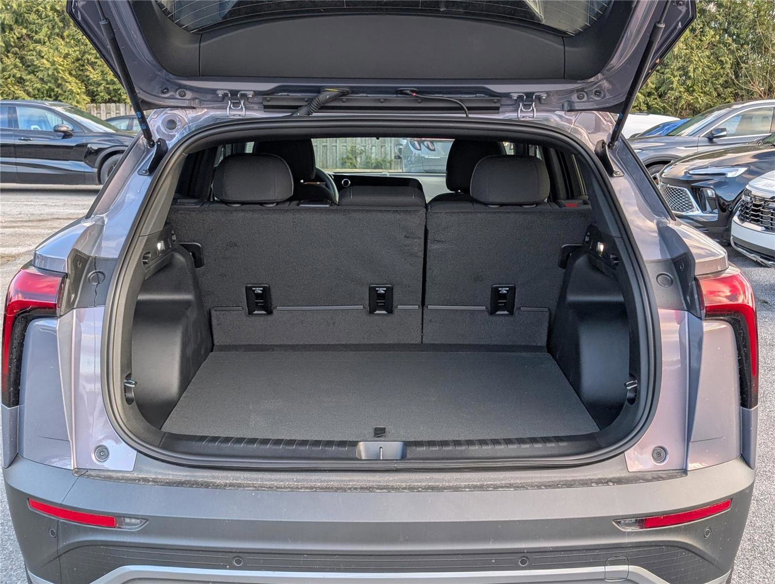 New 2026 Chevrolet Blazer EV LT image 8