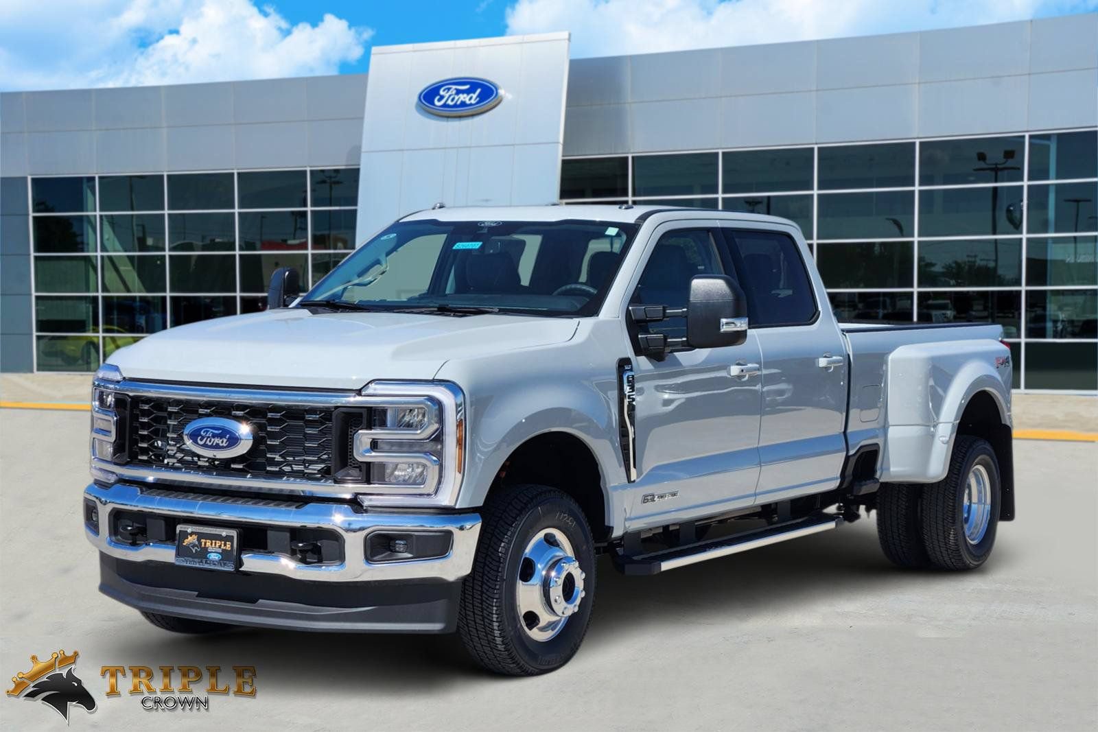 New 2026 Ford F350 XLT w/ XLT Premium Package AWD/4WD video 2