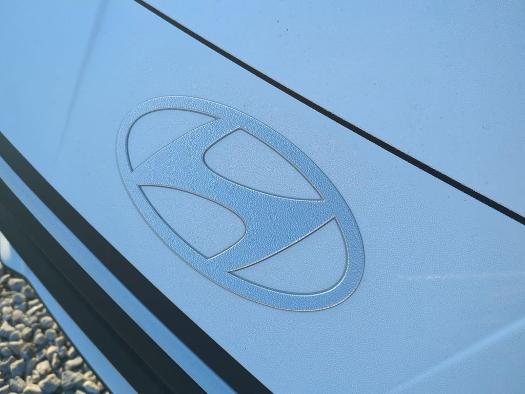 New 2026 Hyundai Elantra Sport image 13