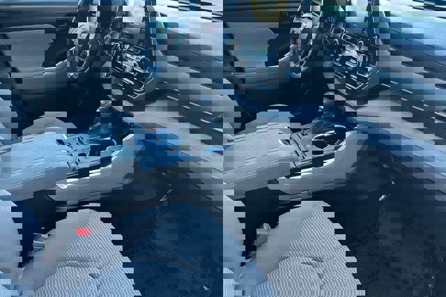 Used 2020 Toyota Highlander LE image 19