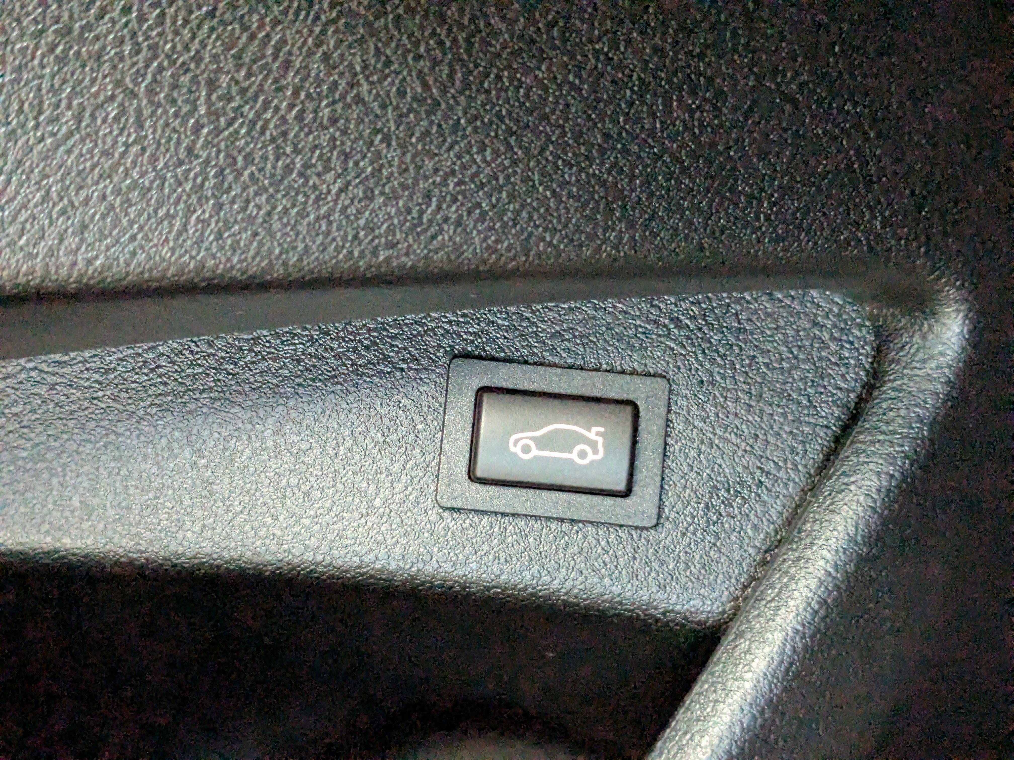 Used 2023 BMW M2 w/ Lighting Package image 34