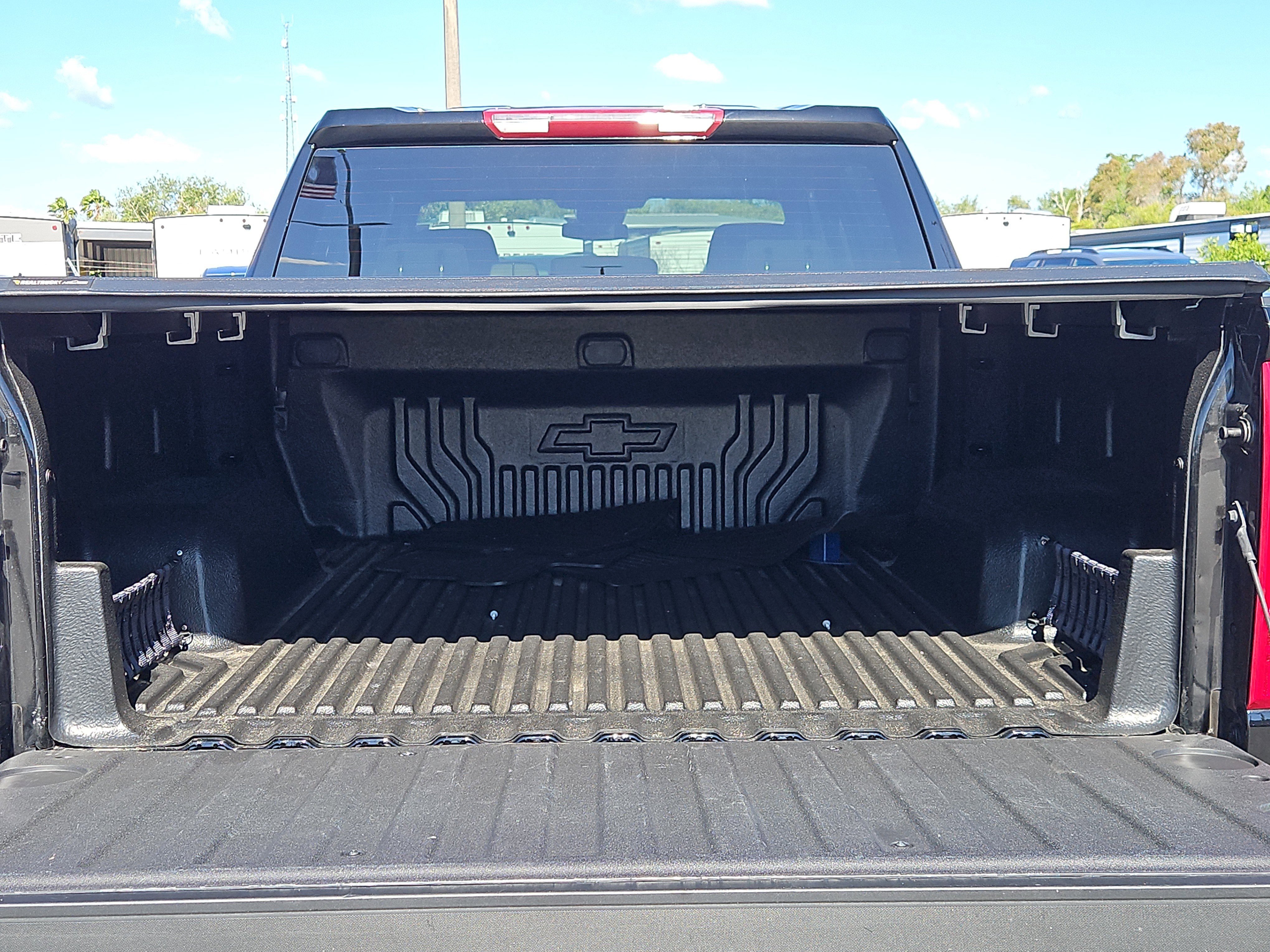 Used 2026 Chevrolet Silverado 1500 LT AWD/4WD image 7
