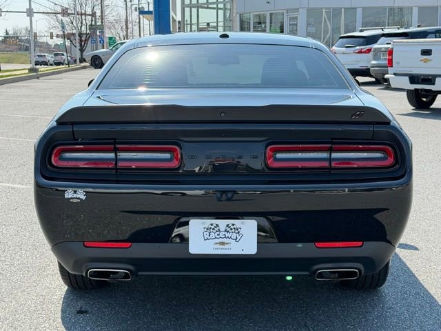 Used 2023 Dodge Challenger SXT w/ Blacktop Package image 13