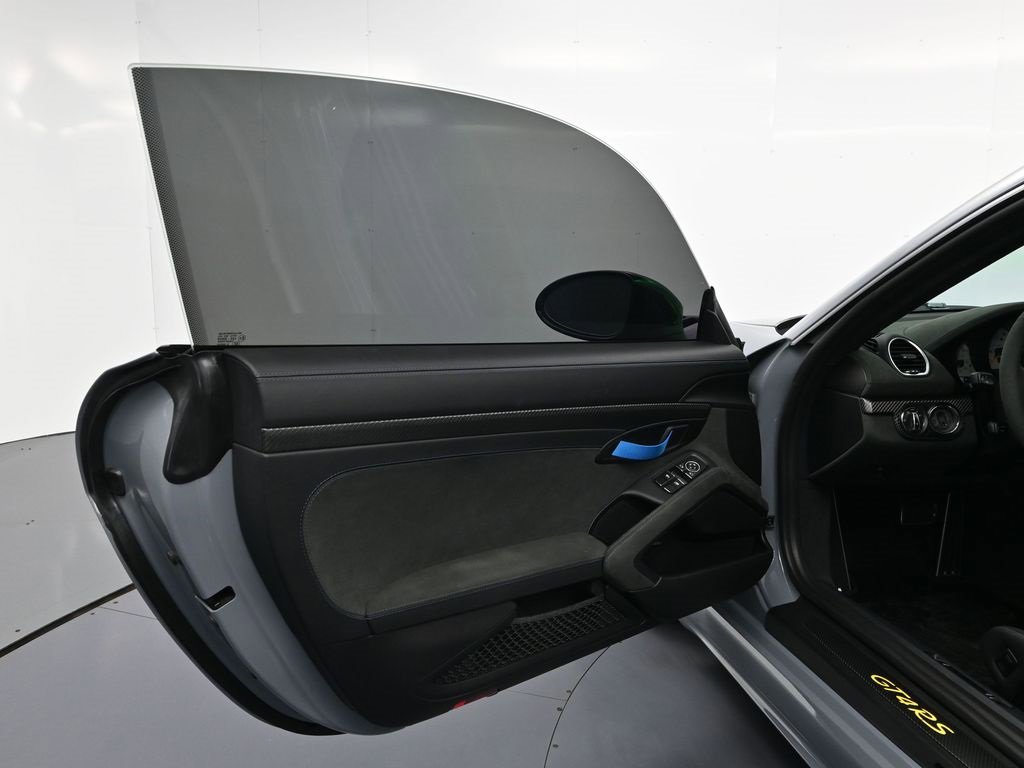 Used 2023 Porsche 718 Cayman GT4 RS image 15